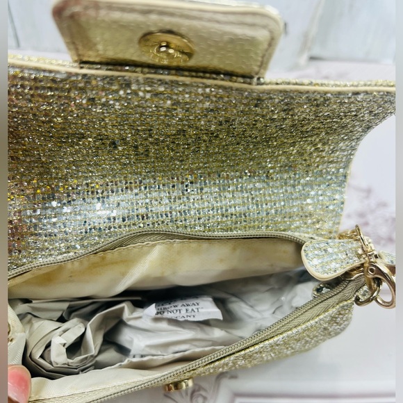 New Without Tages Sparkly Gold Mesh Purse Handbag Crossbody Chain Strap. - Picture 9 of 10
